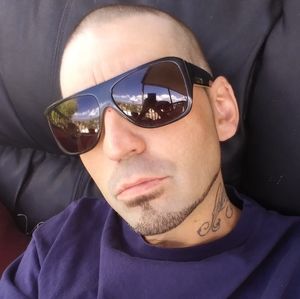 Meet your Posher, Dylan